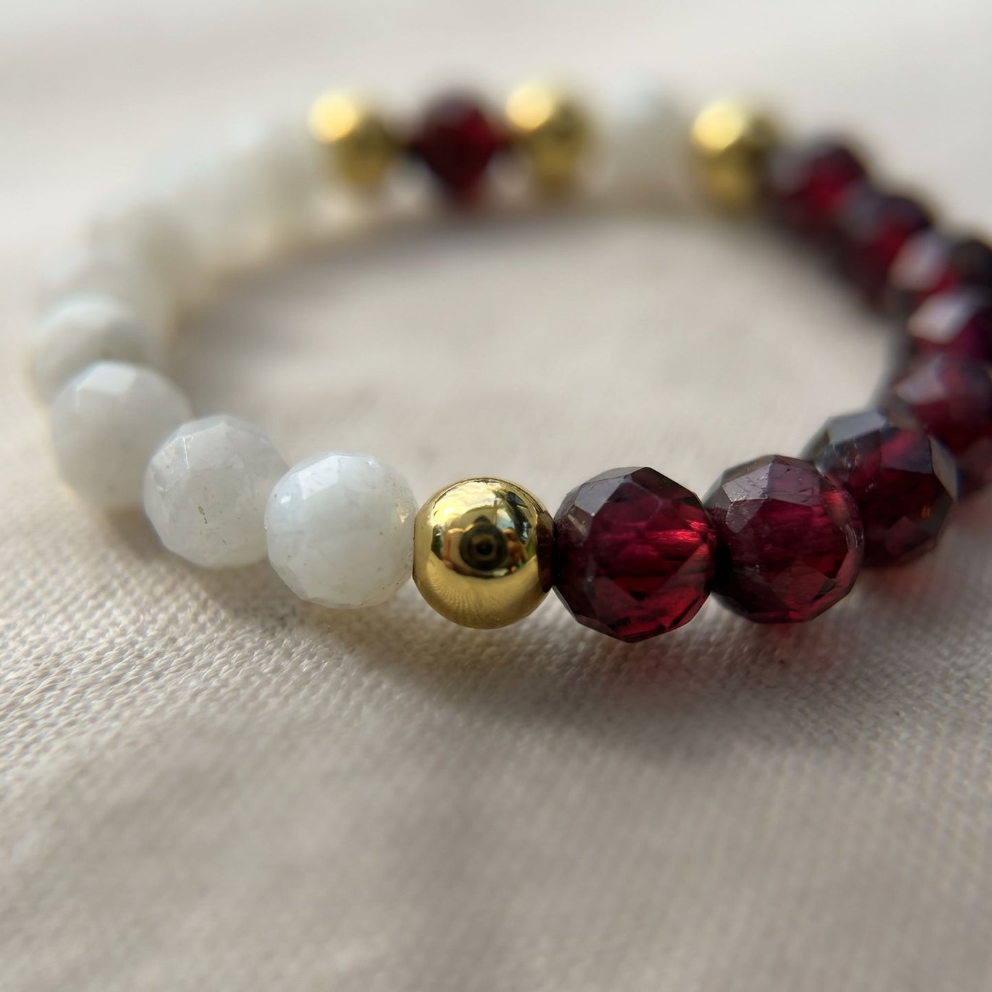 Dark red Garnet and Moonstone Stretch Beaded Ring | 3mm Faceted Crystal Ring