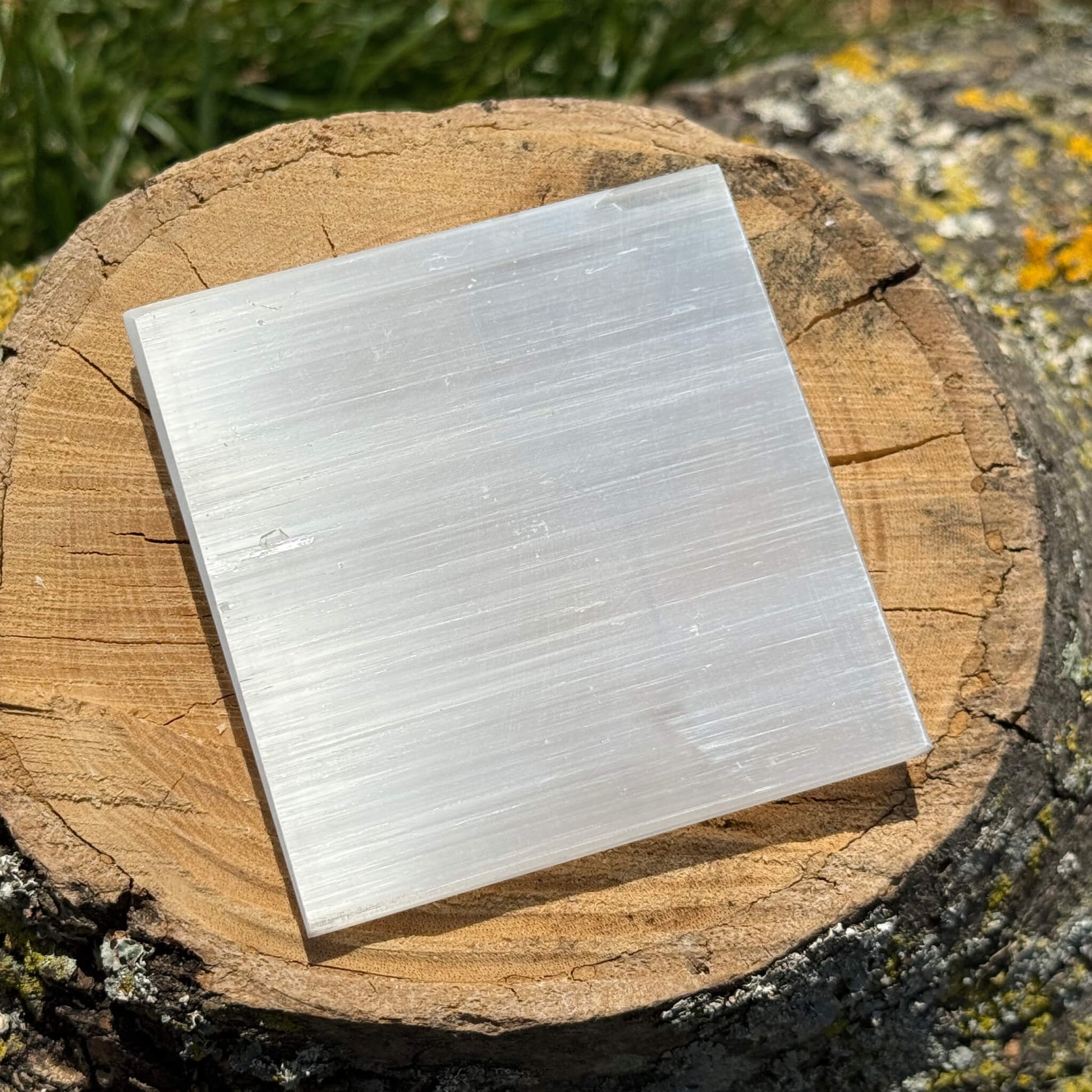 Plain Selenite Charging Plate detail — Crystal Energy Charging Spiritual Gift UK Manushaa Gems