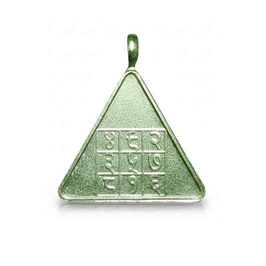 Pyra Yantra Silver Pendant front — Venus Shukra Vedic Spiritual Jewellery UK Manushaa Gems
