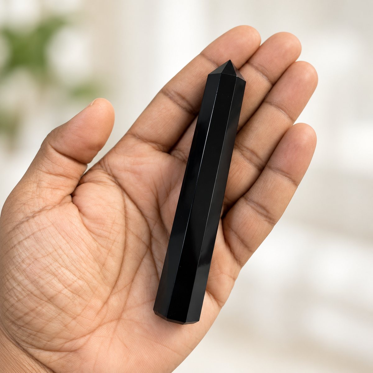 Black Obsidian Tower / Point