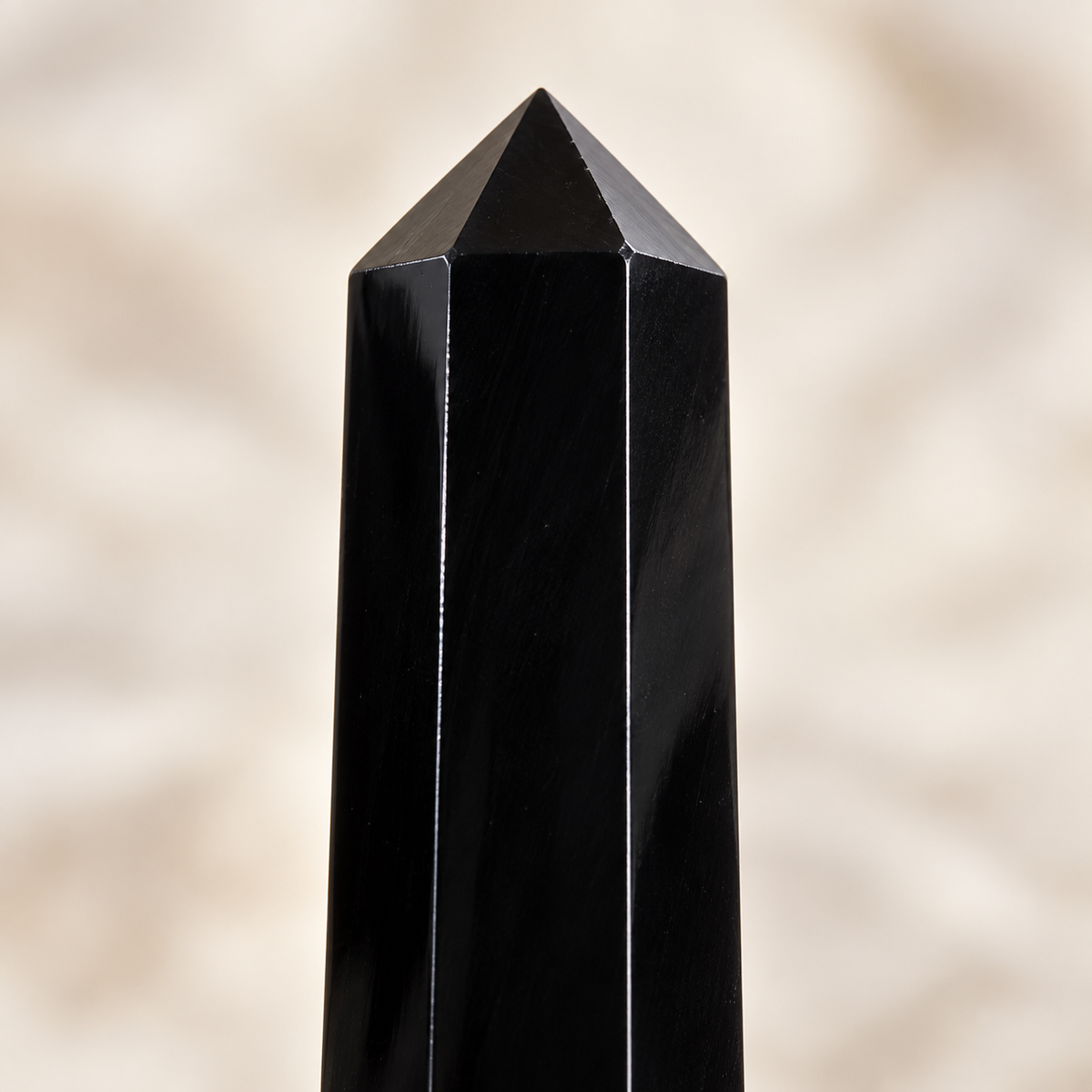 Black Obsidian Tower / Point